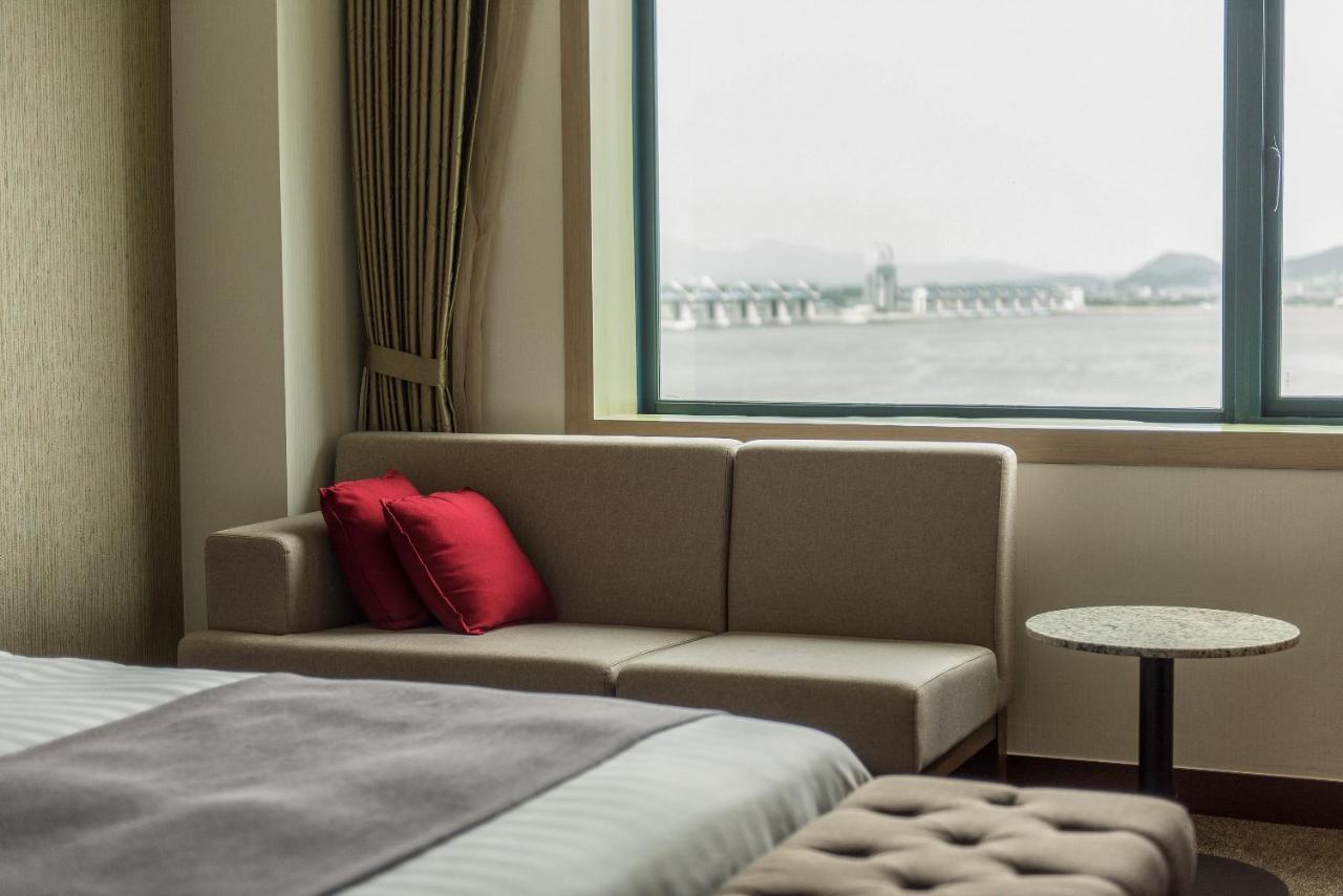 Shangria Beach Tourist Hotel Mokpo Exterior photo