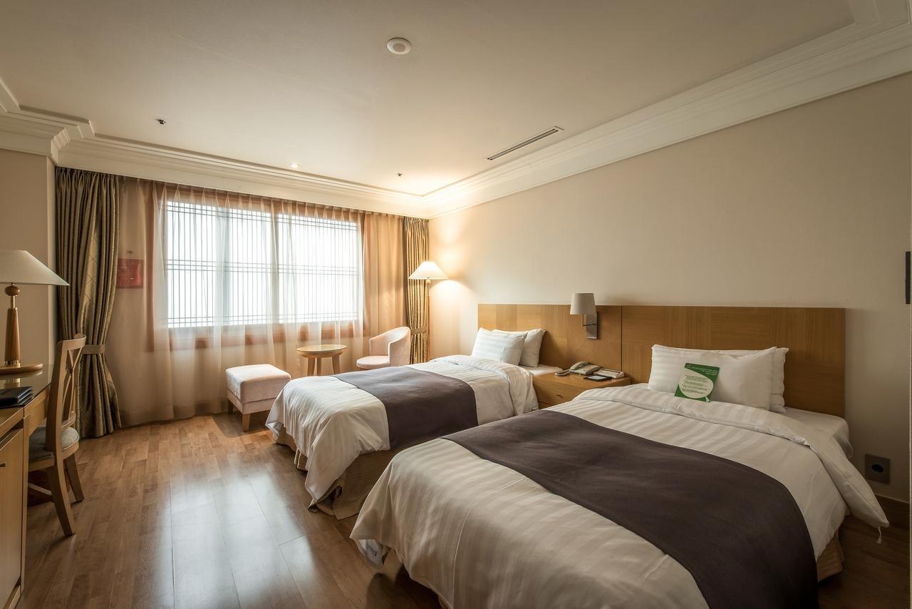 Shangria Beach Tourist Hotel Mokpo Exterior photo